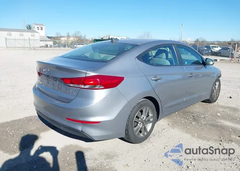 2017 Hyundai Elantra Se z USA, uszkodzony, nr VIN 5NPD84LF3HH070477